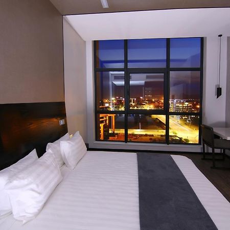Room50Two Gaborone Ngoại thất bức ảnh