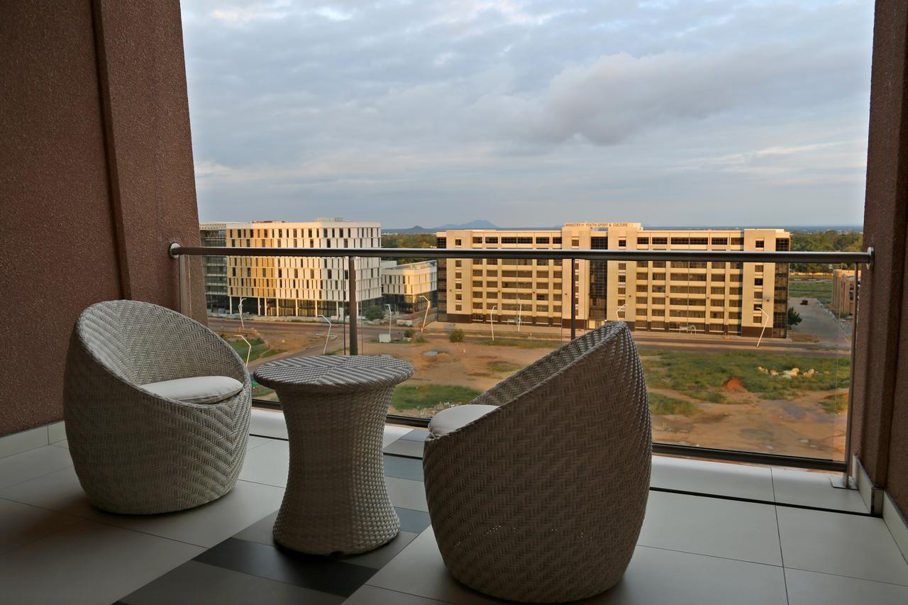 Room50Two Gaborone Ngoại thất bức ảnh