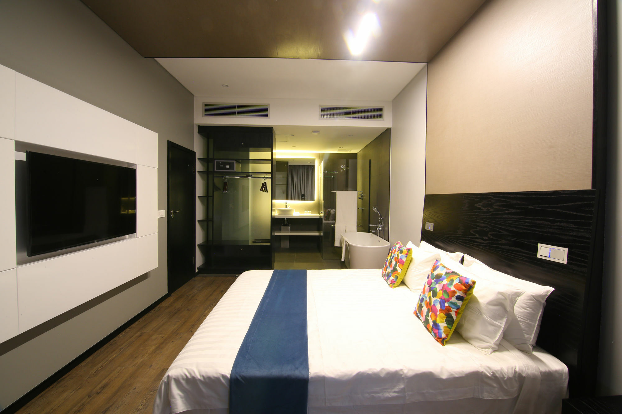 Room50Two Gaborone Ngoại thất bức ảnh